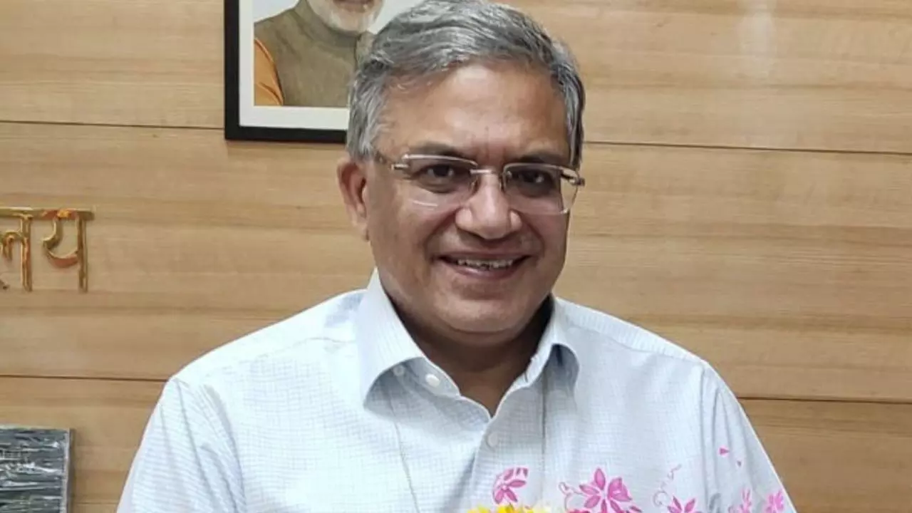 ज्ञानेश कुमार होंगे 26वें मुख्य चुनाव आयुक्त, 19 फरवरी को राजीव कुमार की लेंगे जगह