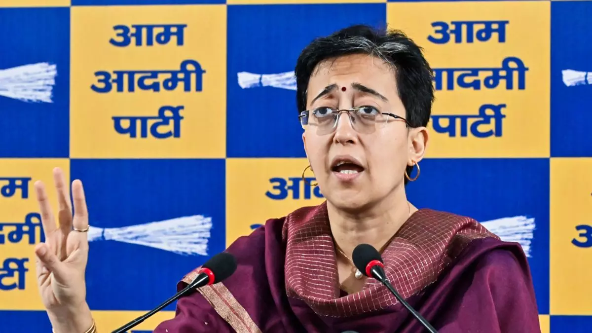 दिल्ली में सरकार नहीं चला सकती बीजेपी, अभी से नहीं संभल रही बिजली व्यवस्था... आतिशी का बड़ा आरोप दिल्ली में सरकार नहीं चला सकती बीजेपी, अभी से नहीं संभल रही बिजली व्यवस्था... आतिशी का बड़ा आरोप