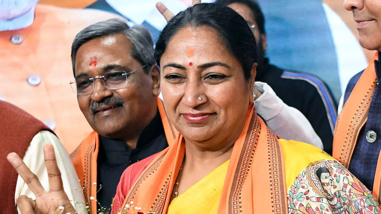 100 दिनों में होगा समस्या का समाधान! CM बनते ही Rekha Gupta का रहेगा दिल्ली के इन 5 बड़े मुद्दों पर फोकस 100 दिनों में होगा समस्या का समाधान! CM बनते ही Rekha Gupta का रहेगा दिल्ली के इन 5 बड़े मुद्दों पर फोकस