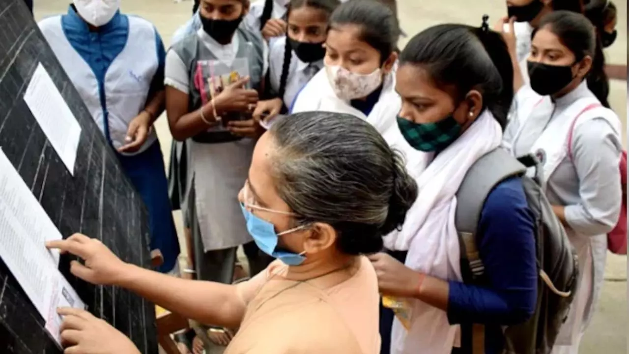 UP में इस जिले में क्यों रद्द हुई बोर्ड परीक्षा? जानें अगली तारीख कब