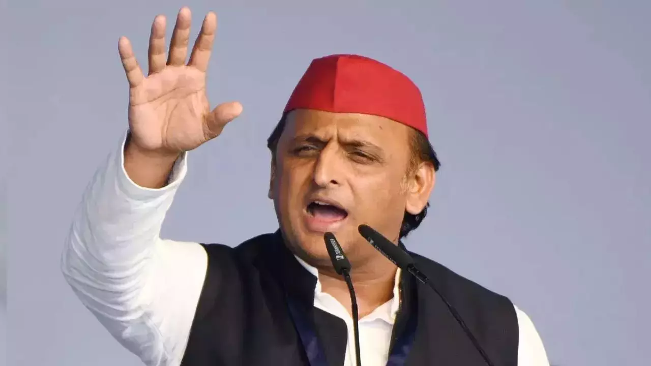डबल इंजन सरकार का एक इंजन विदेशी तो नहीं... 21 मिलियन डॉलर मामले में अखिलेश ने BJP को सुनाई खरी-खरी