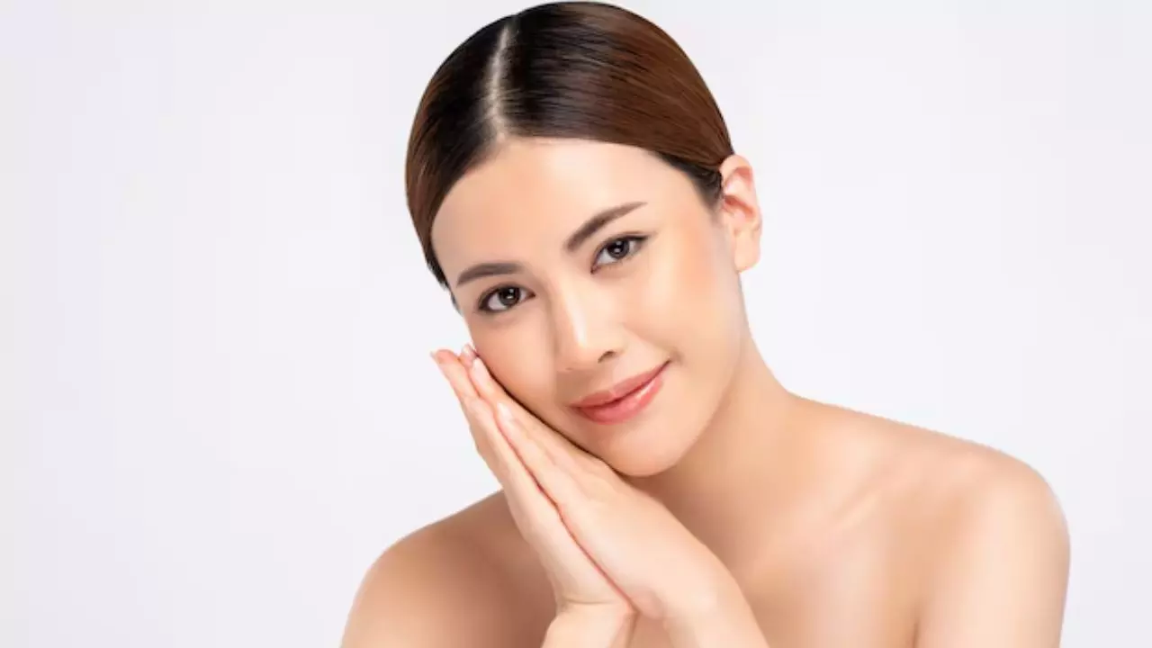 Skin Care: क्या है सैल्मन स्पर्म स्किन ट्रीटमेंट? जिससे चेहरे को मिलता है सोने जैसा निखार