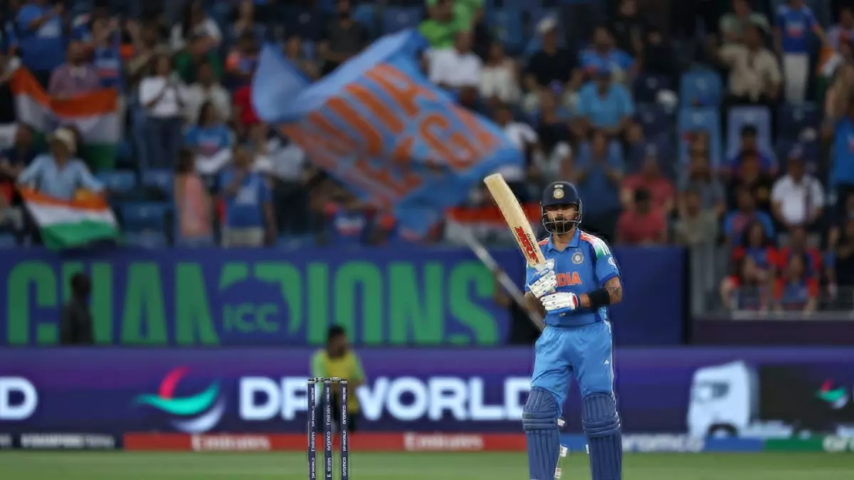 विराट कोहली ने सचिन तेंदुलकर का रिकॉर्ड तोड़ा, वनडे में सबसे तेज 14 हजार रन बनाने वाले बने पहले खिलाड़ी विराट कोहली ने सचिन तेंदुलकर का रिकॉर्ड तोड़ा, वनडे में सबसे तेज 14 हजार रन बनाने वाले बने पहले खिलाड़ी