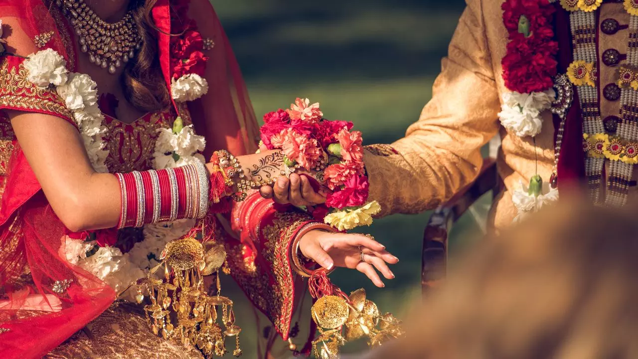 पापा की परी को नहीं मिला पसंद का लहंगा,  पानीपत में दुल्हन ने दरवाजे से लौटा दी बारात