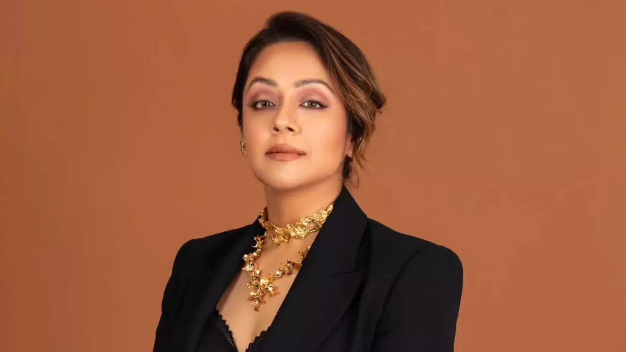 मैं सुपरस्टार की वाइफ हूं... खुद एक स्टार होने बावजूद कैजुअल सेक्सिज्म का सामना कर रही हैं Jyothika