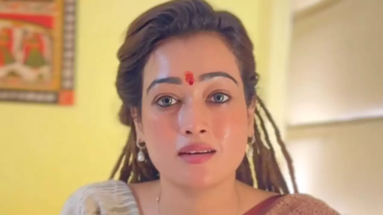 आखिर क्यों महाकुंभ फेम हर्षा रिछारिया दे रही हैं सुसाइड की धमकी, वायरल Video