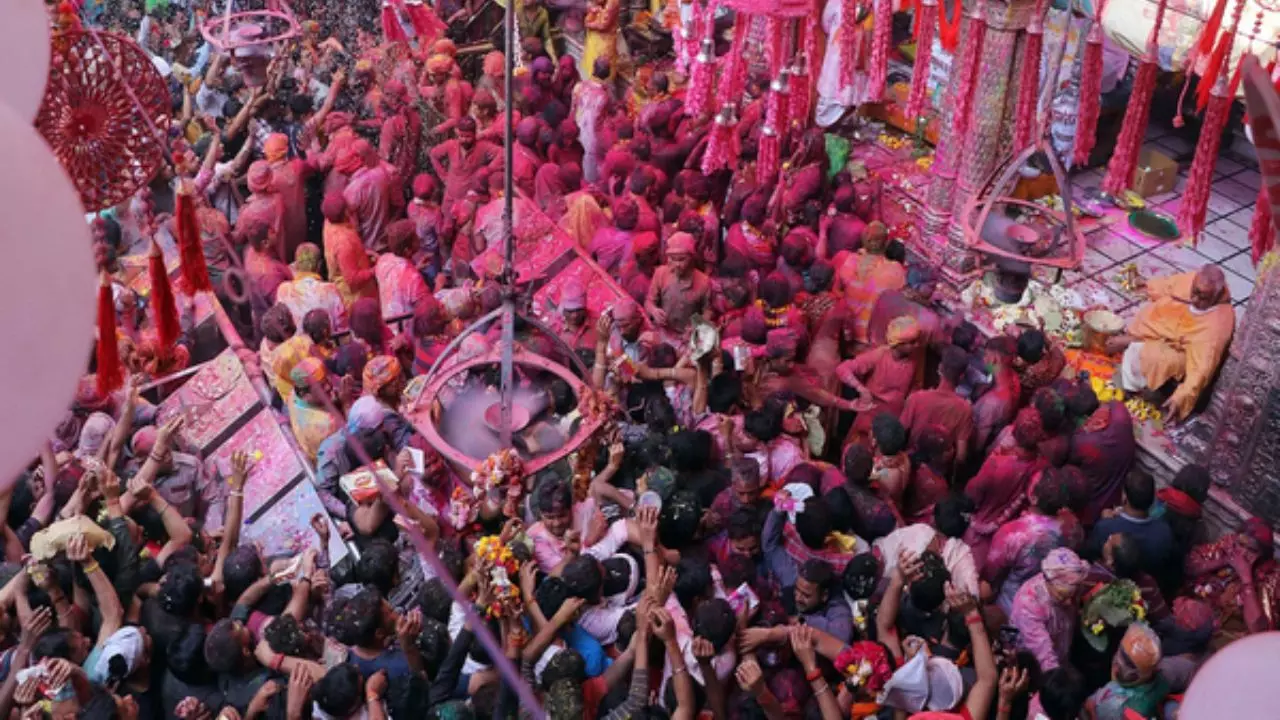 13 या 14 इस साल कब मनाई जाएगी होली, जानें होलिका दहन का शुभ मुहूर्त