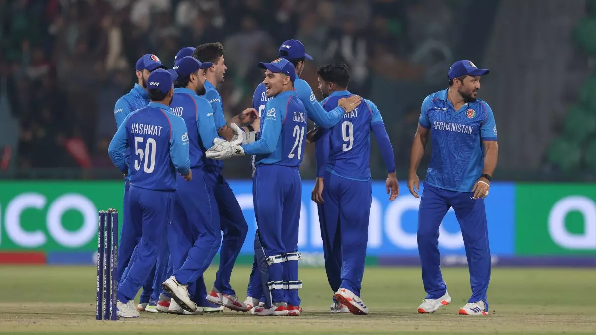 चैंपियंस ट्रॉफी से बाहर हुआ इंग्लैंड, अफगानिस्तान के सेमीफाइनल में पहुंचने की उम्मीदें बरकरार चैंपियंस ट्रॉफी से बाहर हुआ इंग्लैंड, अफगानिस्तान के सेमीफाइनल में पहुंचने की उम्मीदें बरकरार