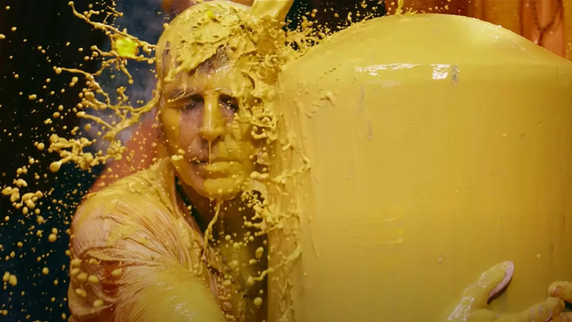 Akshay Kumar ने शिवलिंग को लगाया गले, पुजारी संघ हुए नाराज, एक्टर ने कहा- मेरी भक्ति कोई गलत नहीं Akshay Kumar ने शिवलिंग को लगाया गले, पुजारी संघ हुए नाराज, एक्टर ने कहा- मेरी भक्ति कोई गलत नहीं