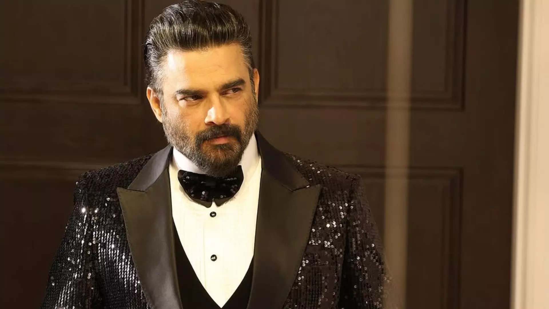 इंस्टाग्राम में R. Madhavan यंग गर्ल्स को भेजते हैं किसिंग इमोजी, करते हैं उनसे फ्लर्ट, कहा- वो मुझे मैसेज करती हैं इंस्टाग्राम में R. Madhavan यंग गर्ल्स को भेजते हैं किसिंग इमोजी, करते हैं उनसे फ्लर्ट, कहा- वो मुझे मैसेज करती हैं