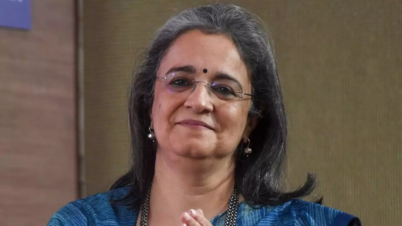 किस मामले में फंस गई माधवी पुरी बुच? कोर्ट ने दिया पूर्व सेबी चीफ समेत अन्य पांच के खिलाफ FIR का आदेश