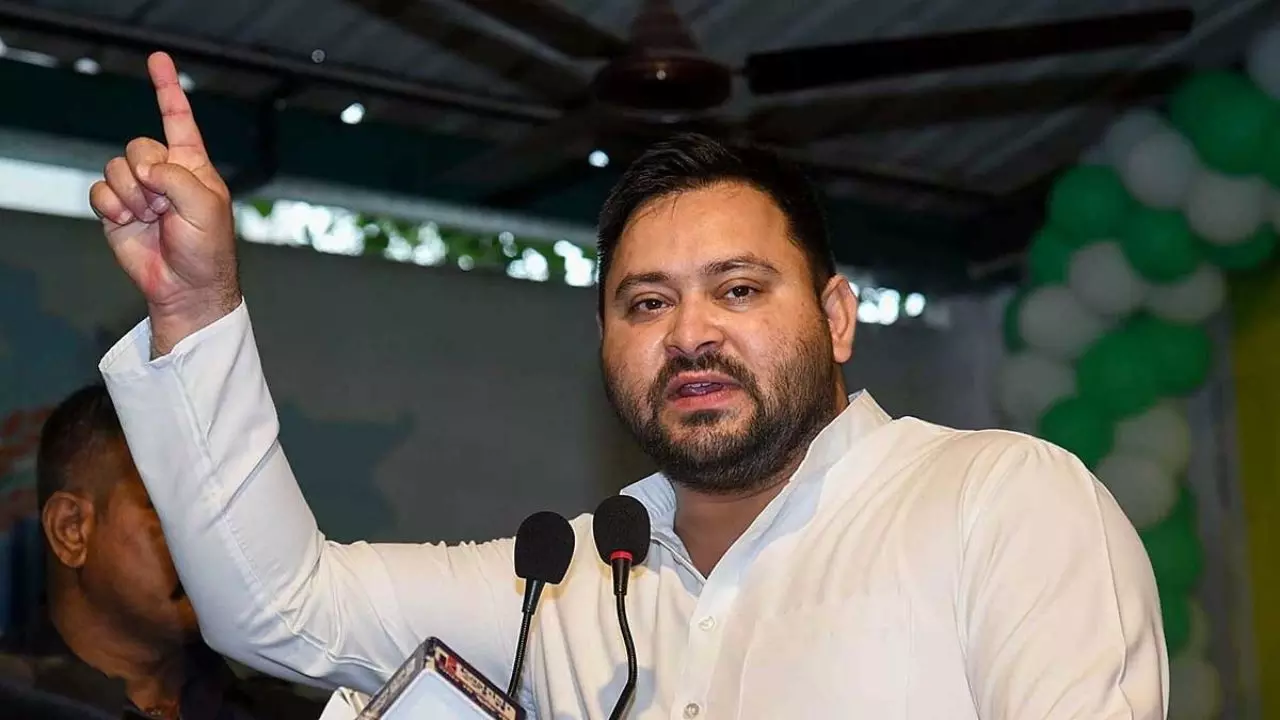 क्या है डोमिसाइल नीति, जिसे सरकार बनते ही लागू करने की बात कर रहे हैं तेजस्वी यादव?