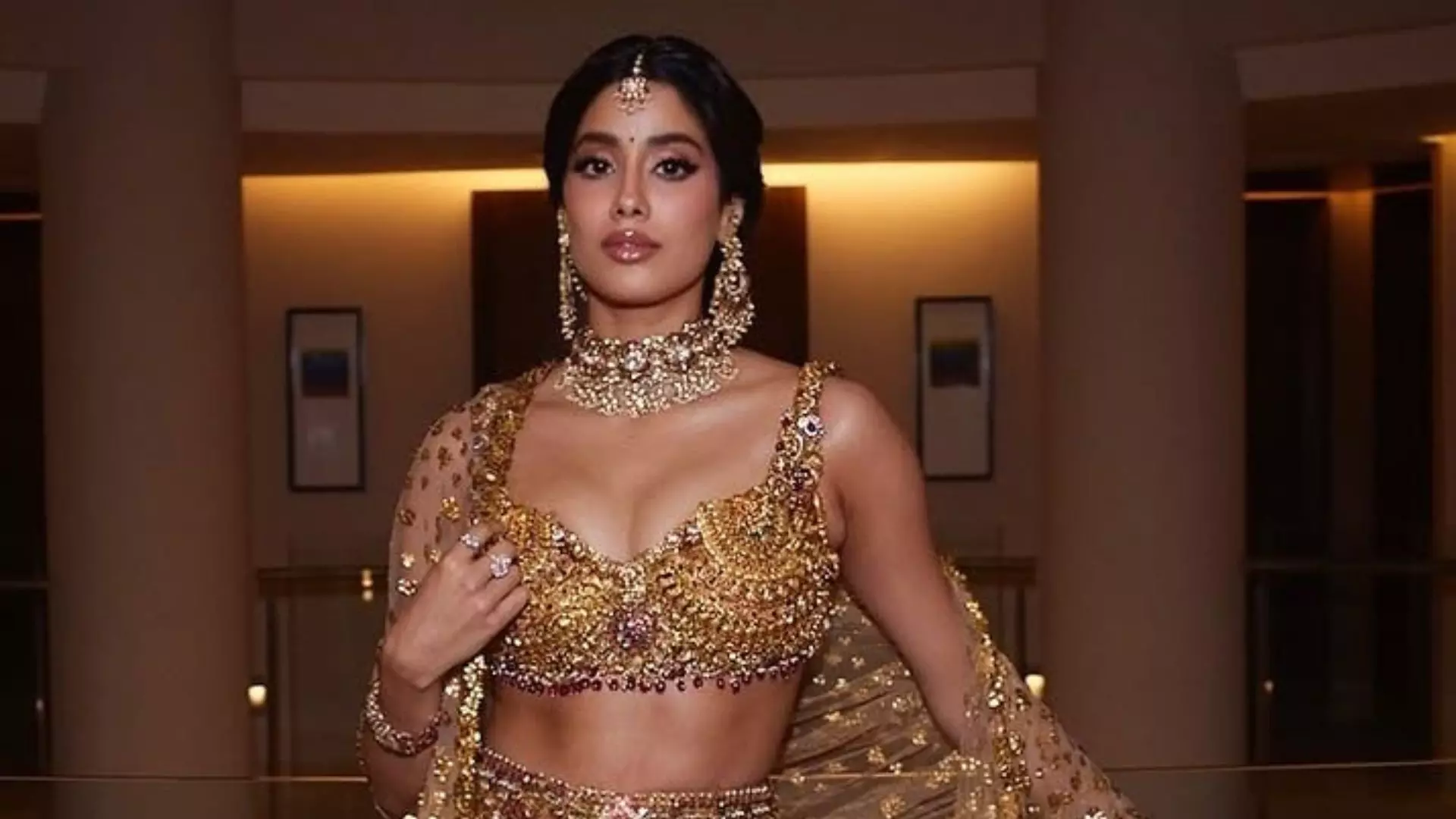 एक्ट्रेस नहीं डॉक्टर होती Janhvi Kapoor, लग्जरी कार और 30 करोड़ की प्रॉपर्टी की हैं मालकिन एक्ट्रेस नहीं डॉक्टर होती Janhvi Kapoor, लग्जरी कार और 30 करोड़ की प्रॉपर्टी की हैं मालकिन