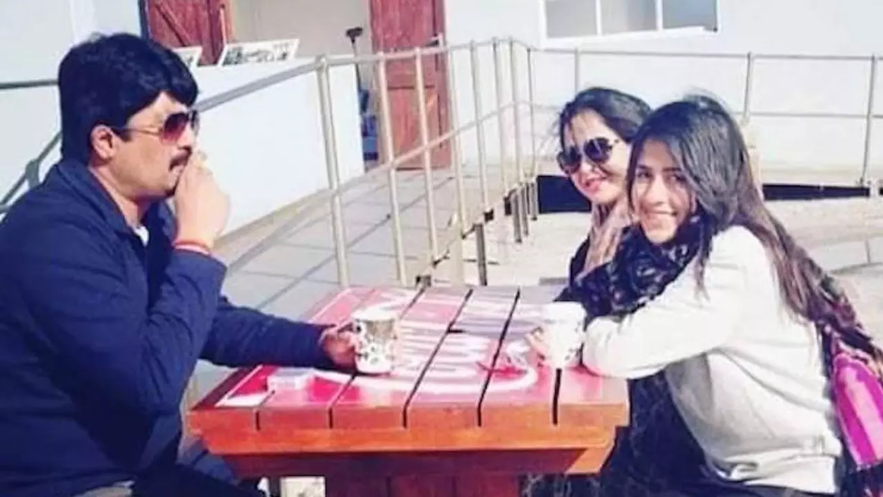 मेंटल और फिजिकल टॉर्चर सहना पड़ा... राजा भैया की पत्नी की शिकायत पर दिल्ली पुलिस ने दर्ज की FIR