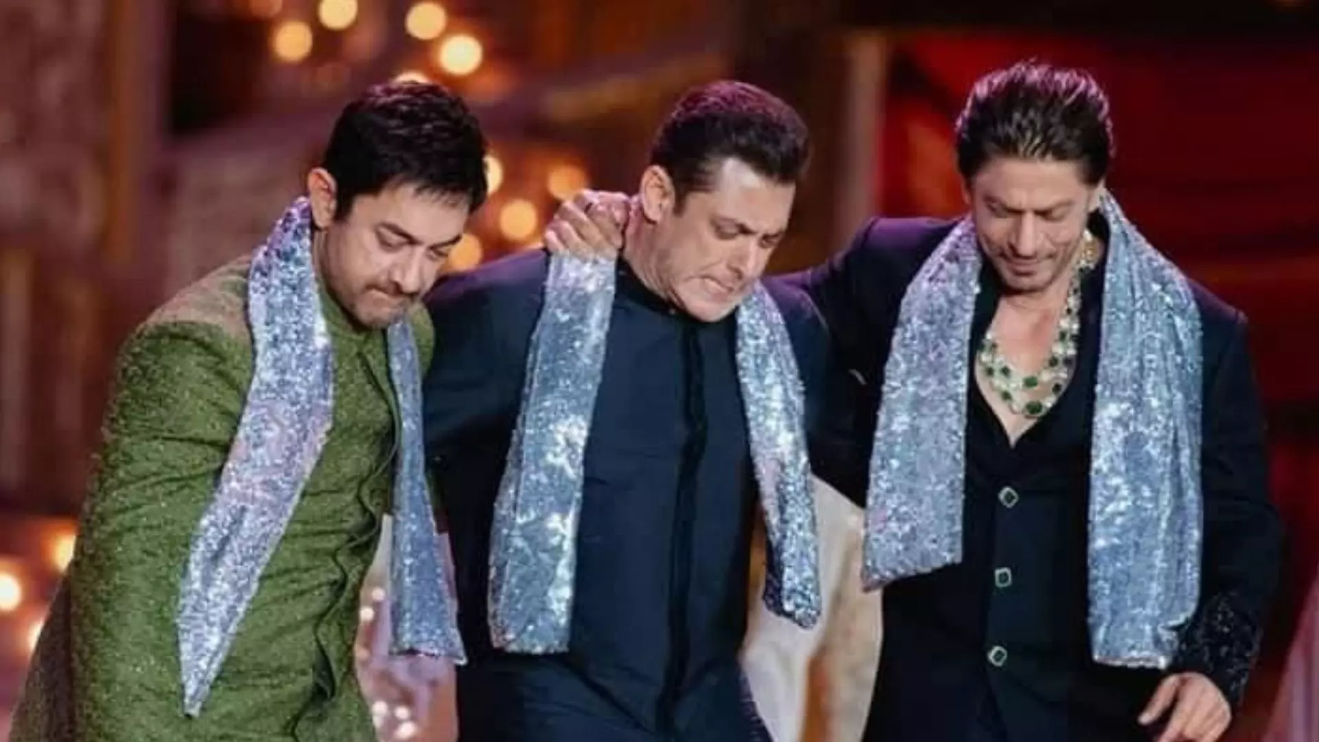 Aamir Khan के 60वें बर्थडे का प्री-सेलिब्रेशन, मिस्टर परफेक्शनिस्ट के घर पहुंचे Shahrukh Khan और Salman Khan