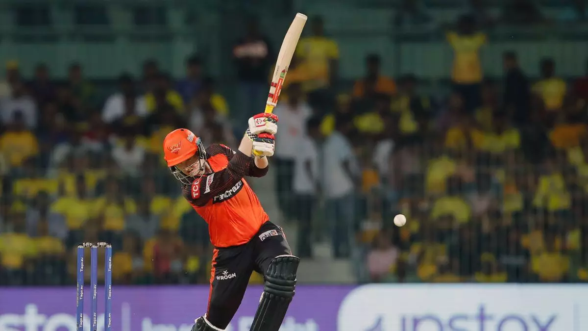 Harry BrooK पर IPL के दो सीजन के लिए क्यों लगा बैन? जान लीजिए BCCI का यह नियम Harry BrooK पर IPL के दो सीजन के लिए क्यों लगा बैन? जान लीजिए BCCI का यह नियम