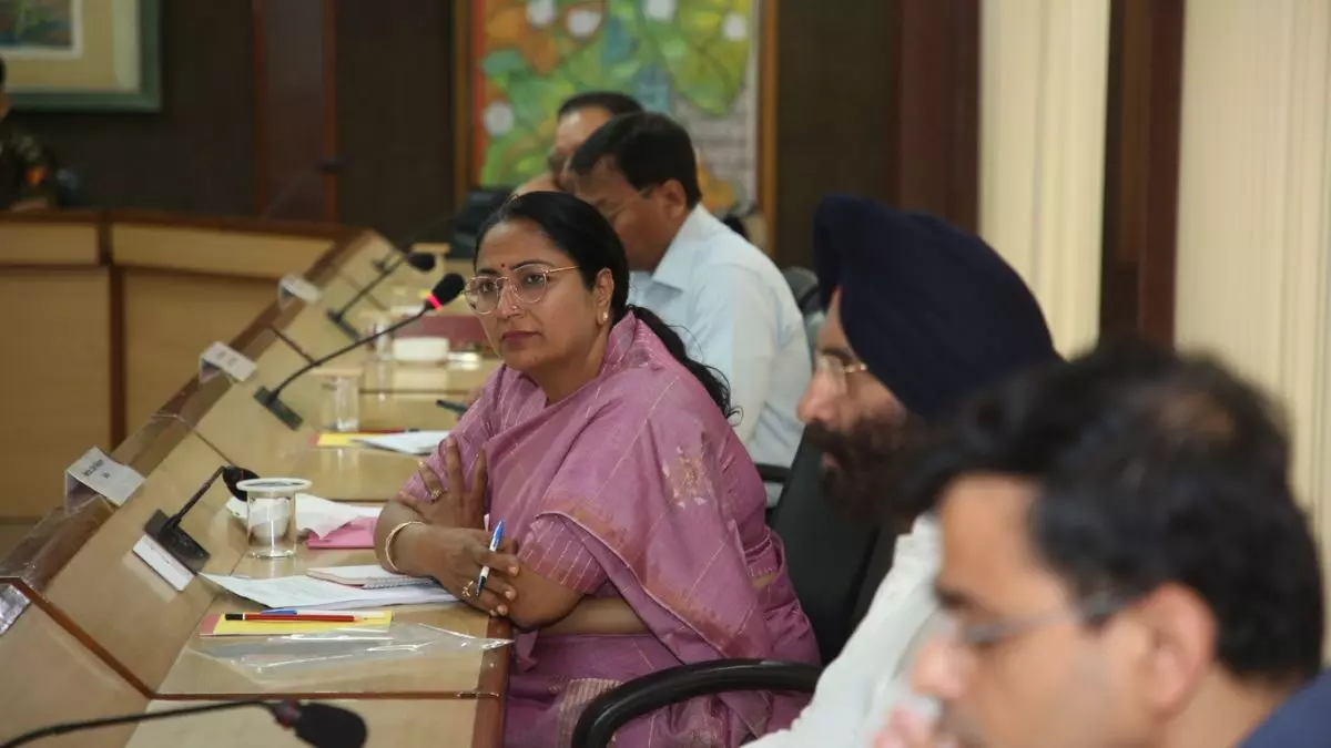 दिल्ली का कैसा होगा बजट? CM रेखा गुप्ता लोगों से ले रहीं सुझाव, बोलीं- हर वर्ग की जरूरतें होंगी पूरी दिल्ली का कैसा होगा बजट? CM रेखा गुप्ता लोगों से ले रहीं सुझाव, बोलीं- हर वर्ग की जरूरतें होंगी पूरी