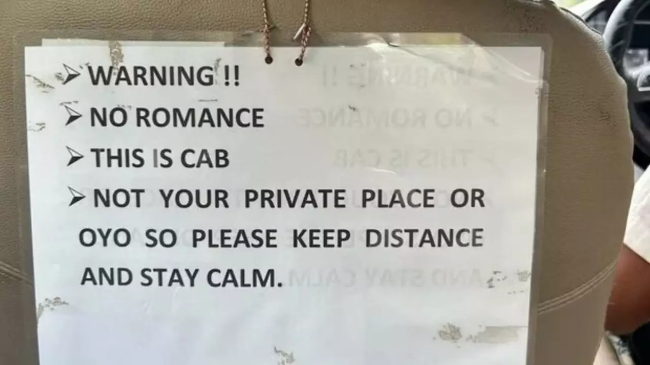 यह कैब... OYO नहीं, NO Romance, ड्राइवर की वार्निंग को देखकर चौंक गए लोग