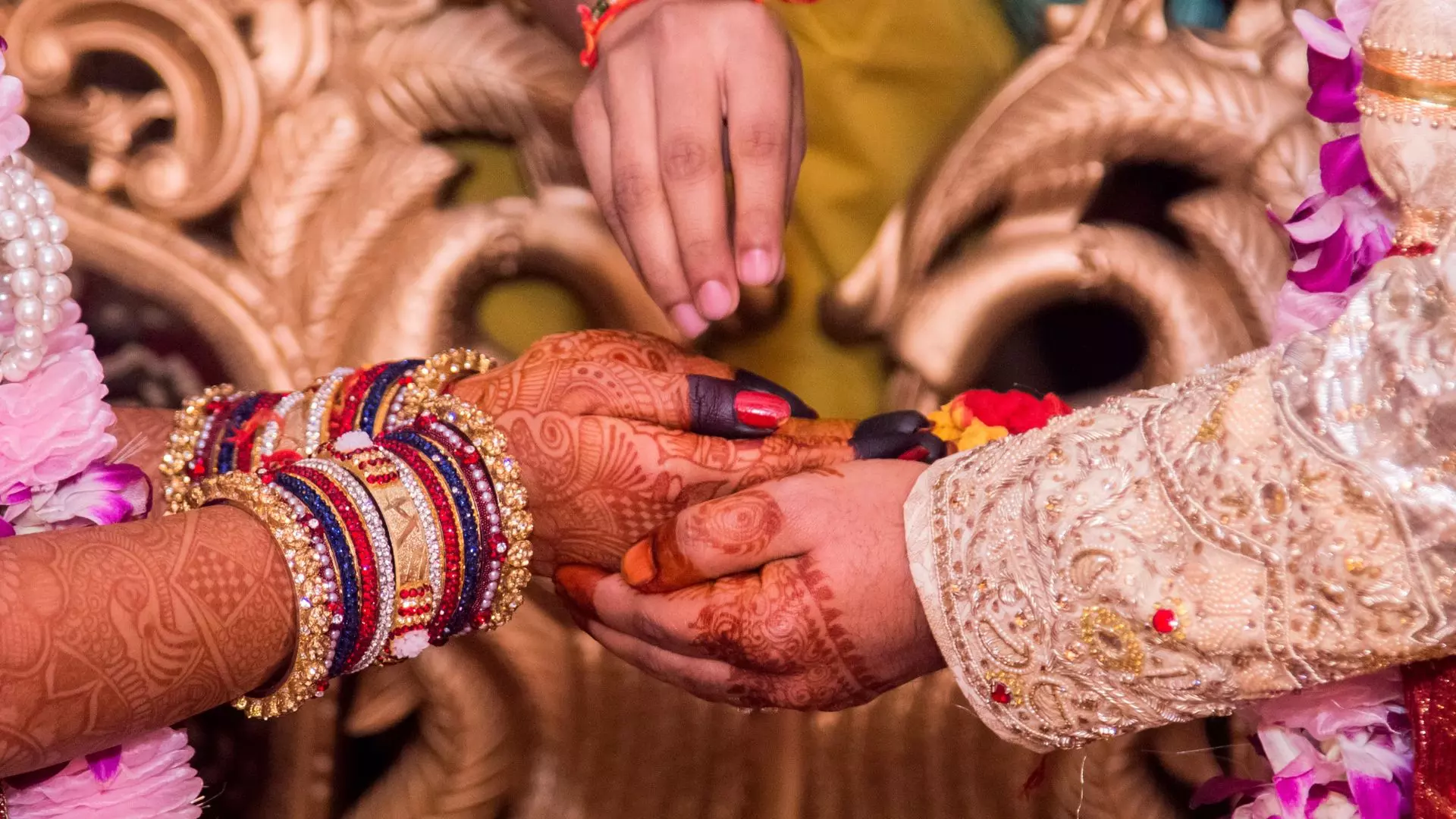 आदमी एक और बीवियां 9, वाह भई वाह! हर पत्‍नी के नाम लिया लाखों का लोन, अब पहचानने से कर रहा इनकार