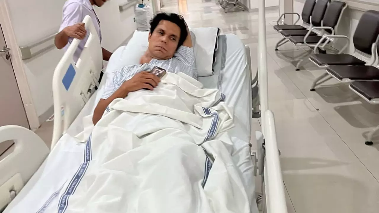 Swatantrya Veer Savarkar से Randeep Hooda ने शेयर किया दर्दभरा बीटीएस, घुटने के फ्रैक्चर से लेकर वेट लॉस तक