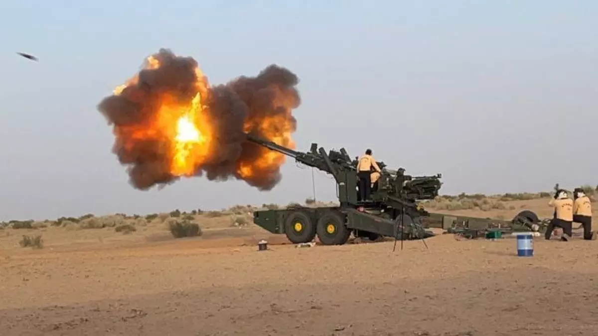 48 किमी की मारक क्षमता, 1 मिनट में 5 गोले... ATAGS की खूबियों को जान चैन की नींद नहीं सो पाएंगे चीन और पाकिस्तान