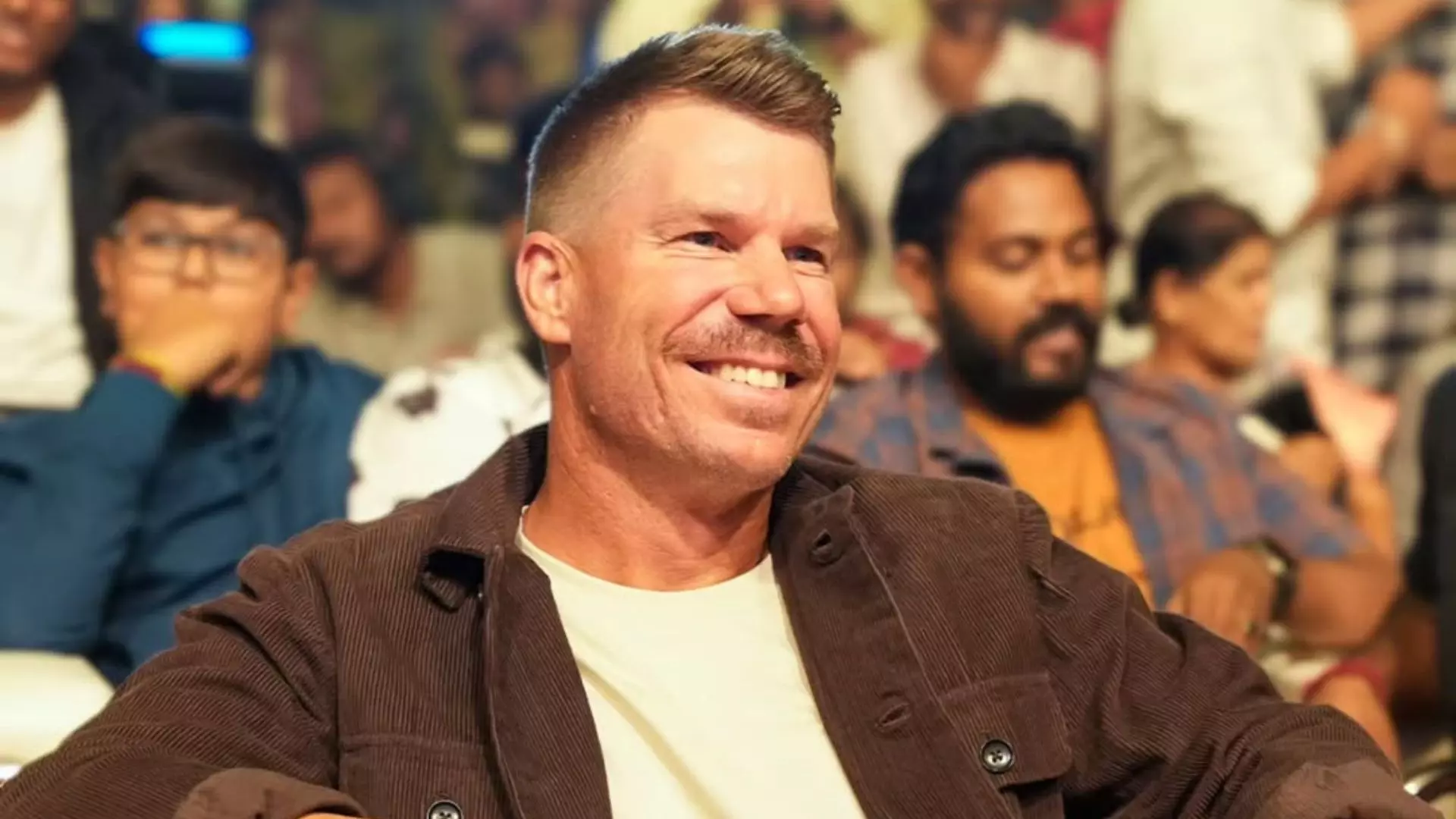 क्रिकेटर David Warner पर चढ़ा पुष्पा का खुमार, श्रीवल्ली का किया हूक स्टेप, इस फिल्म से कर रहे डेब्यू क्रिकेटर David Warner पर चढ़ा पुष्पा का खुमार, श्रीवल्ली का किया हूक स्टेप, इस फिल्म से कर रहे डेब्यू