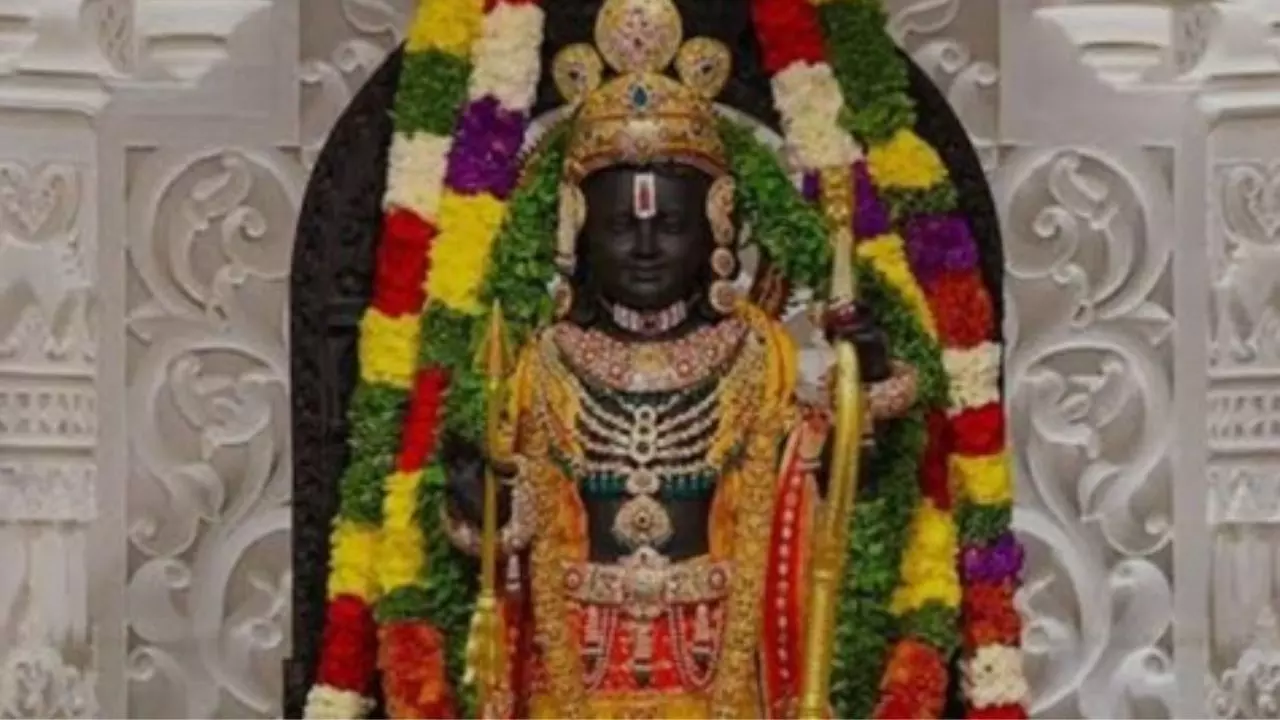 राम मंदिर में Ram Navami की विशेष तैयारी! जानें कैसे होगा प्रभु का सूर्य तिलक? राम मंदिर में Ram Navami की विशेष तैयारी! जानें कैसे होगा प्रभु का सूर्य तिलक?