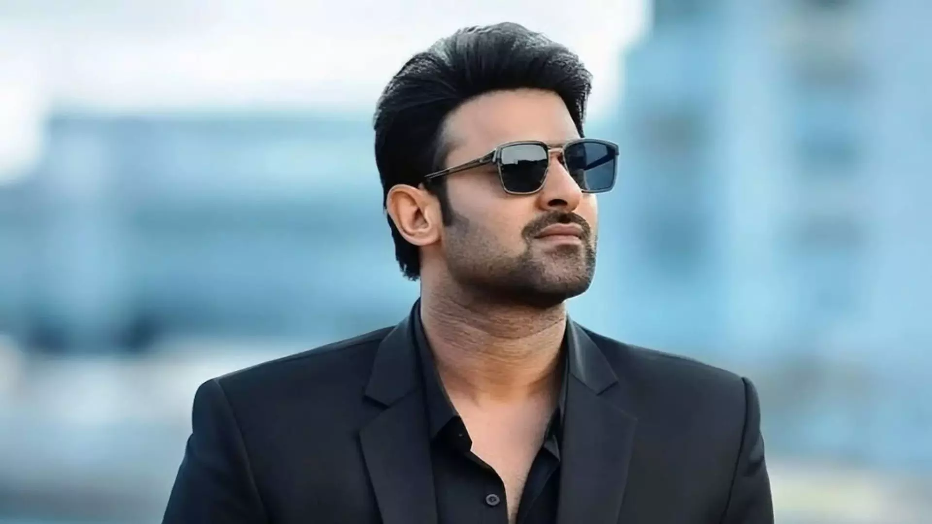 Baahubali स्टार Prabhas बनने जा रहे हैं बड़े बिजनेसमैन के दामाद, आंध्र प्रदेश से है दुल्हनियां! Baahubali स्टार Prabhas बनने जा रहे हैं बड़े बिजनेसमैन के दामाद, आंध्र प्रदेश से है दुल्हनियां!