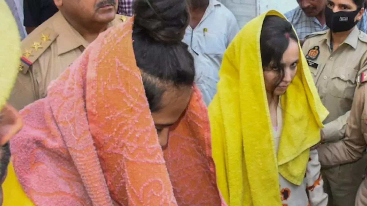 ...तो इसलिए काट दी सौरभ की गर्दन और उंगलियां, मुस्‍कान और साहिल धीरे-धीरे खोल रहे पाप की गठरी