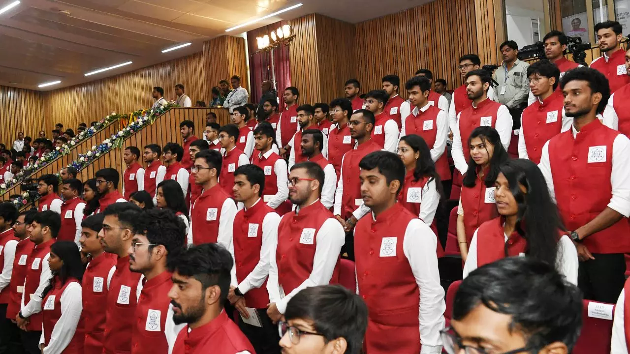 क्‍या देश भर के IIT पर कम हो रहा कंपनियों का भरोसा, प्‍लेसमेंट को लेकर क्‍या कह रहे सरकारी आंकड़े?