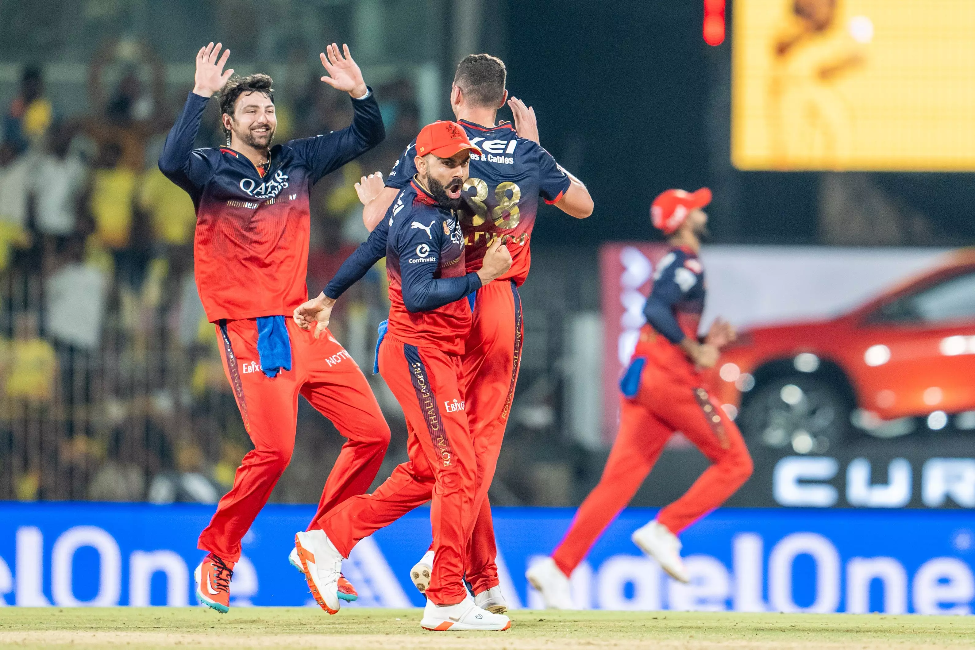 RCB ने रचा इतिहास, CSK को 2008 के बाद पहली बार चेन्नई में हराया; कौन रहा जीत का हीरो?