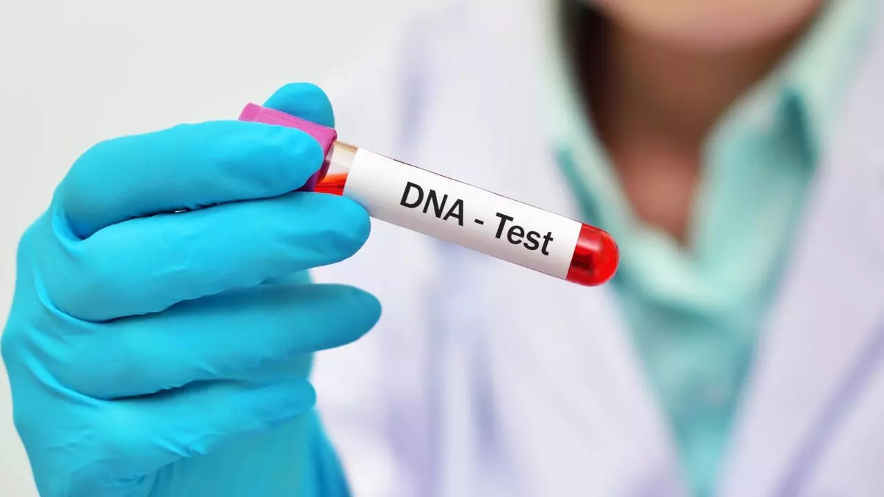 ब्वॉयफ्रेंड निकला सौतेला भाई, जानें कैसे DNA टेस्ट ने बदल दी महिला की जिंदगी, क्या है फर्टिलिटी फ्रॉड?