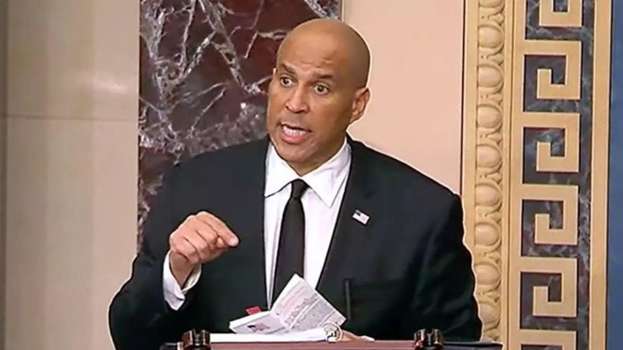 कौन हैं Cory Booker? बेखौफ अंदाज में की ट्रम्प सरकार की निंदा, बना डाला सबसे लंबा भाषण देने का रिकॉर्ड