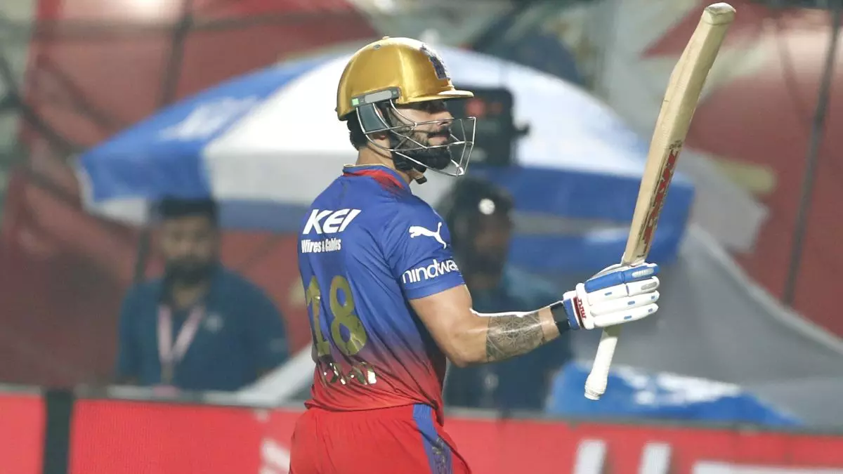 RCB ने रचा इतिहास, यह माइलस्टोन हासिल करने वाली बनी IPL की पहली टीम; कोहली की जर्सी से है खास कनेक्शन