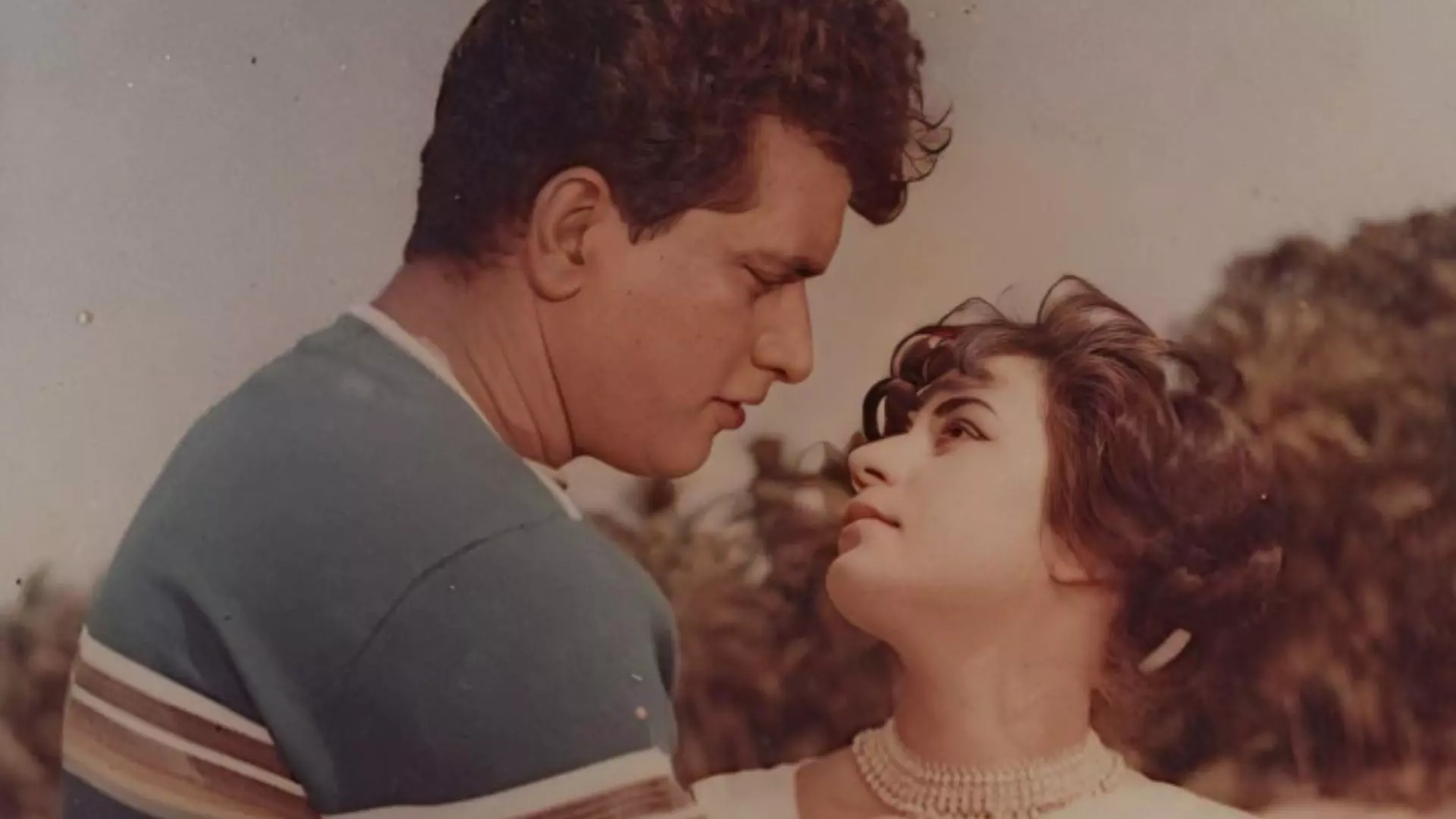आप भारत हैं आपको शर्म नहीं आती.. जब Manoj Kumar को पड़ी थी फटकार, जिंदगी भर रहा इस एक्ट्रेस का उधार आप भारत हैं आपको शर्म नहीं आती.. जब Manoj Kumar को पड़ी थी फटकार, जिंदगी भर रहा इस एक्ट्रेस का उधार