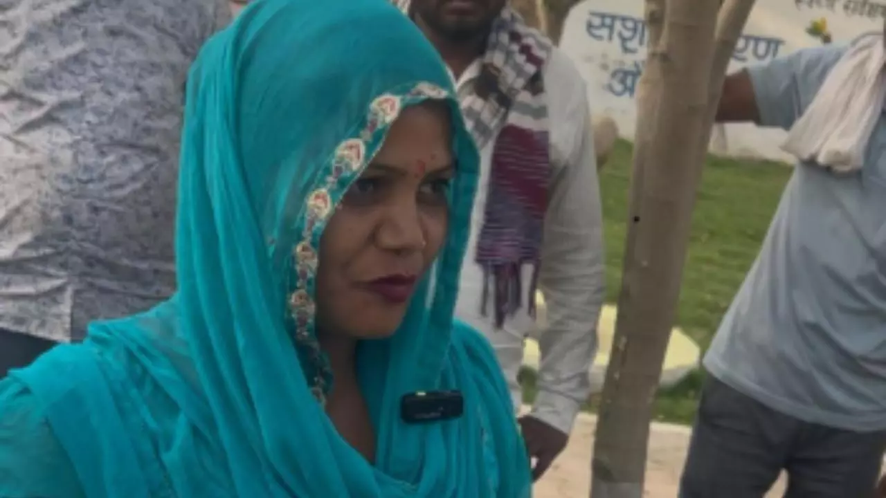 जानें कौन हैं निशा चौहान, 15 पंचों में से 14 मुस्लिम, फिर भी चुनी गईं सरपंच; हरियाणा के इस गांव का है मामला