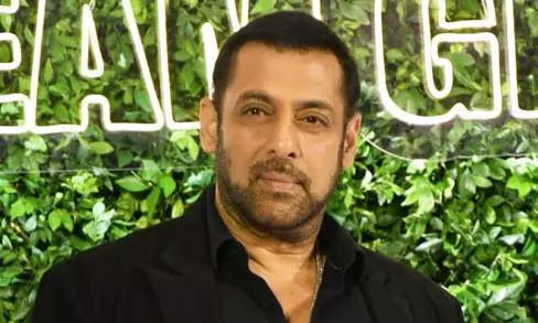 100 करोड़ क्लब में शामिल हुईं Salman Khan की Sikandar, इतना हुआ कलेक्शन 100 करोड़ क्लब में शामिल हुईं Salman Khan की Sikandar, इतना हुआ कलेक्शन