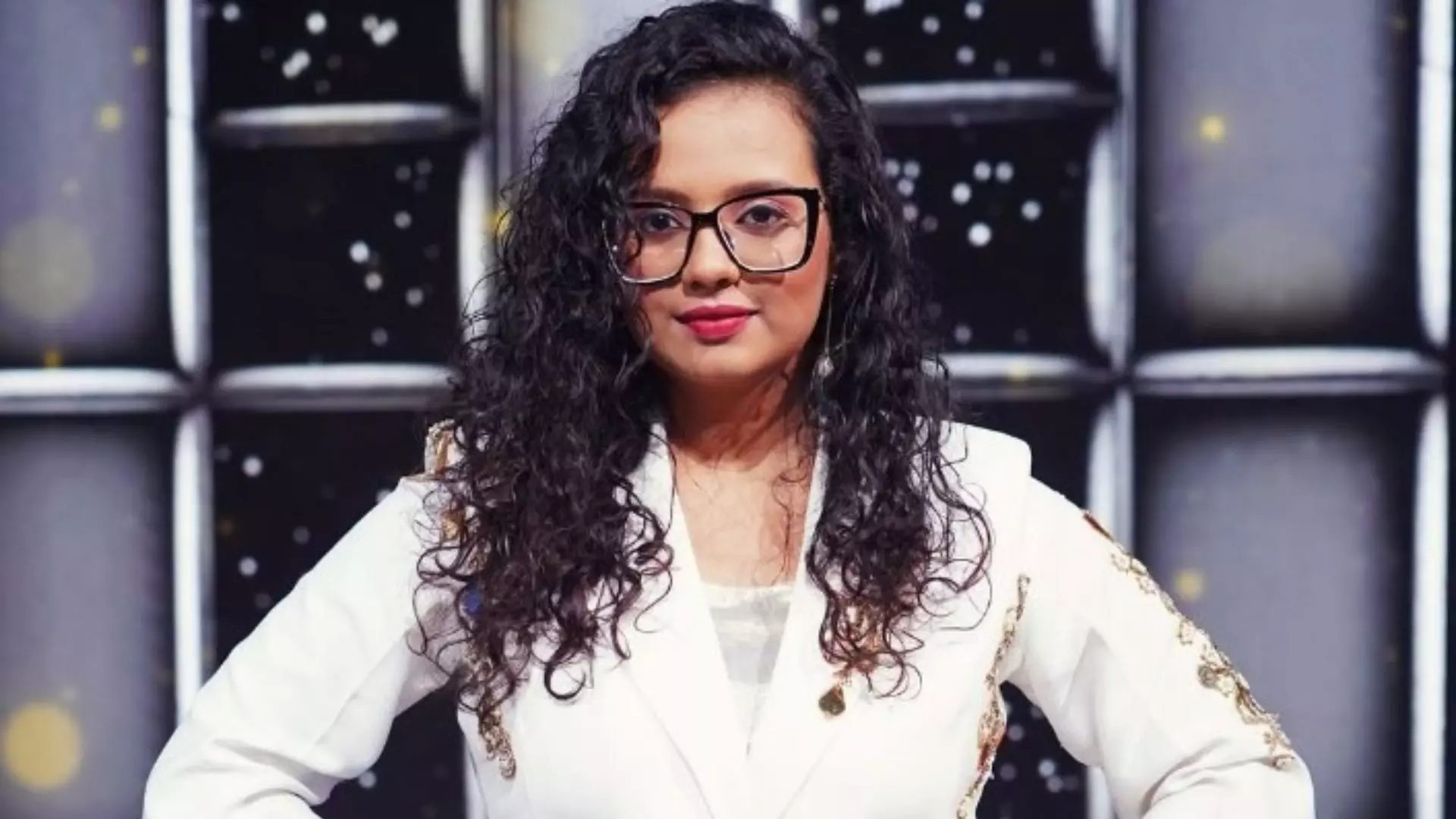 Manasi Ghosh बनीं इंडियन आइडल सीजन 15 की विनर, बताई 25 लाख रुपये कहां करेगी खर्च Manasi Ghosh बनीं इंडियन आइडल सीजन 15 की विनर, बताई 25 लाख रुपये कहां करेगी खर्च