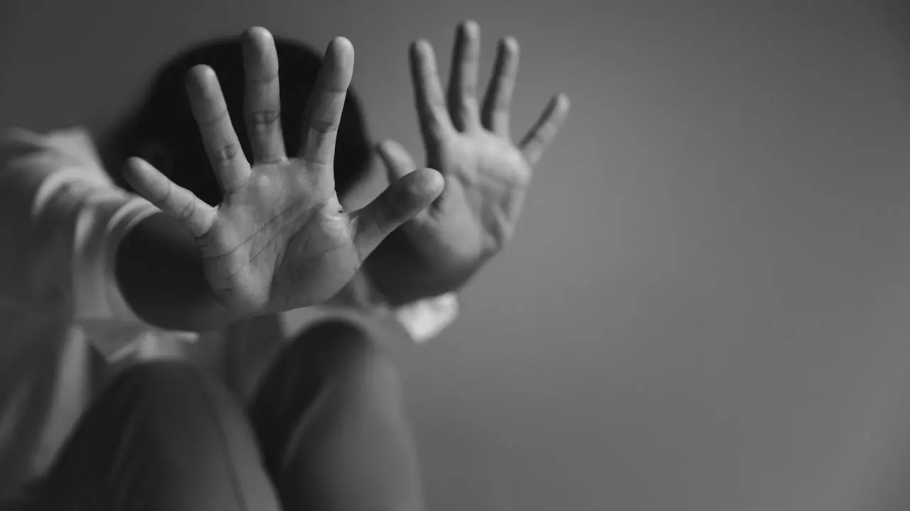 कन्या पूजन में गई 6 साल की बच्ची का रेप, छत्तीसगढ़ में पीड़िता के चाचा ने ही की हैवानियत कन्या पूजन में गई 6 साल की बच्ची का रेप, छत्तीसगढ़ में पीड़िता के चाचा ने ही की हैवानियत