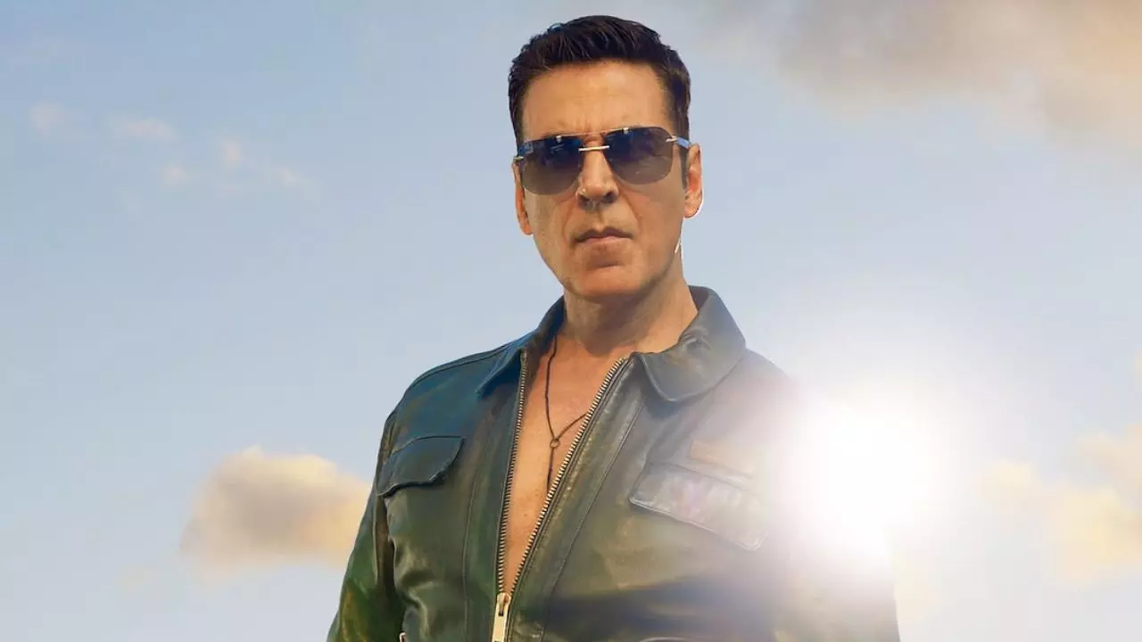 Akshay Kumar ने जया बच्चन को कहा बेवकूफ, आखिर आपस में क्यों भिड़े दोनों एक्टर?