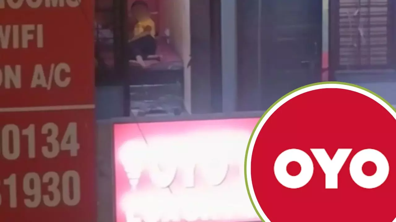 OYO Means Open! मेट्रो स्टेशन से LIVE रोमांस देख बोले लोग- हम लोगों का मम्मी पापा जानता है...
