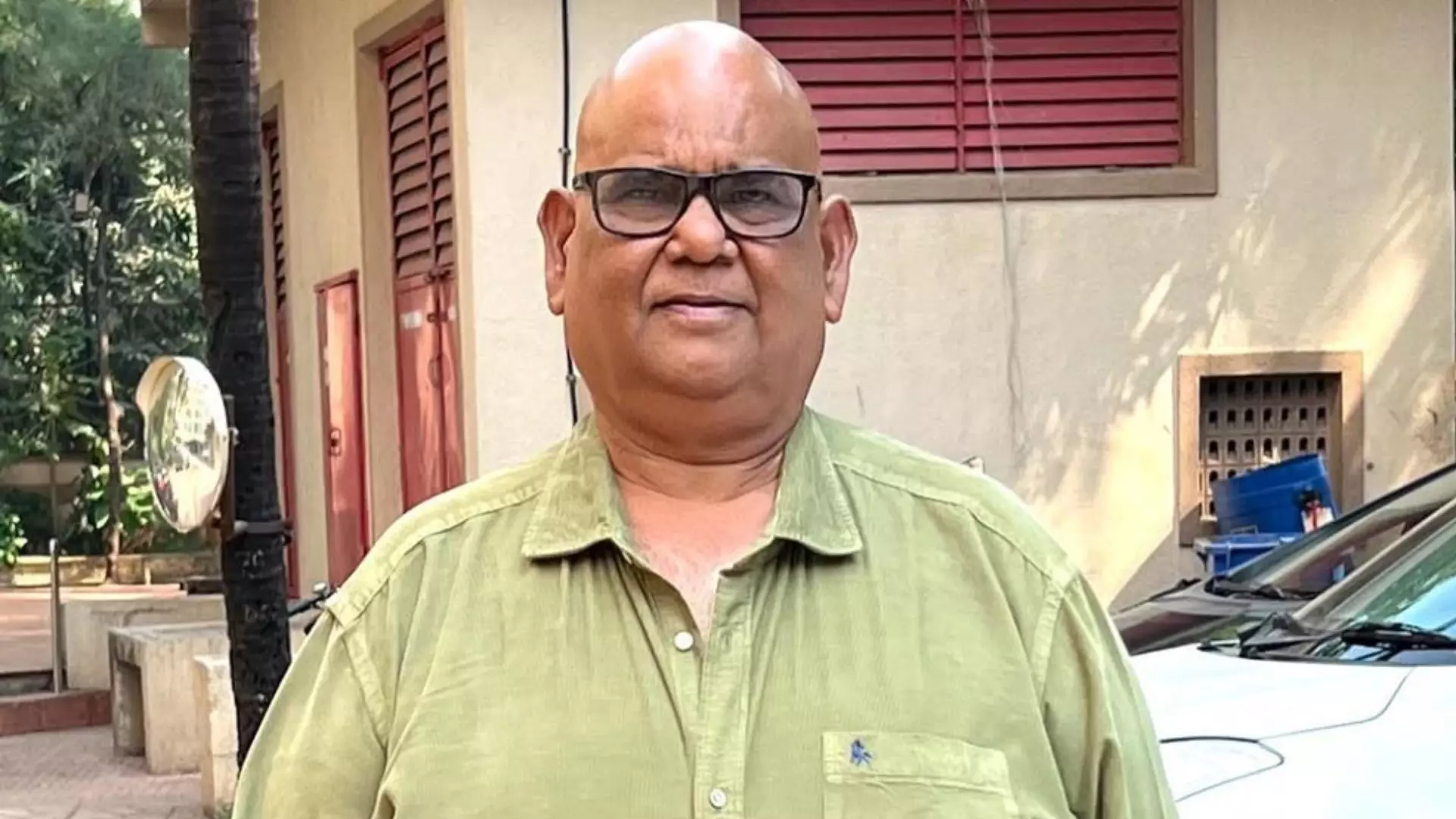 बेटे की मौत से टूटे, पहली निर्देशित फिल्म ने किया दिवालिया,कैलेंडर बनकर खूब हंसाया; कुछ ऐसे थे Satish Kaushik बेटे की मौत से टूटे, पहली निर्देशित फिल्म ने किया दिवालिया,कैलेंडर बनकर खूब हंसाया; कुछ ऐसे थे Satish Kaushik