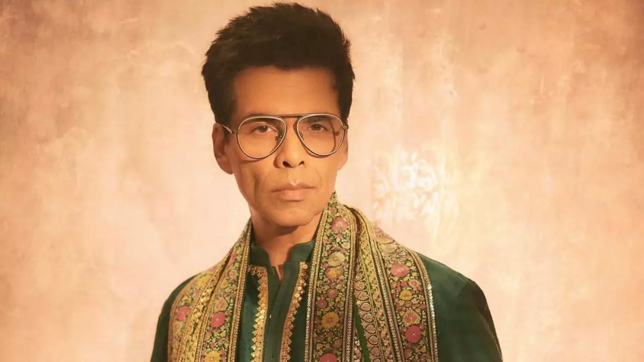 दवाई नहीं, इस डाइट को फॉलो कर Karan Johar ने घटाया वजन, खुद किया खुलासा दवाई नहीं, इस डाइट को फॉलो कर Karan Johar ने घटाया वजन, खुद किया खुलासा
