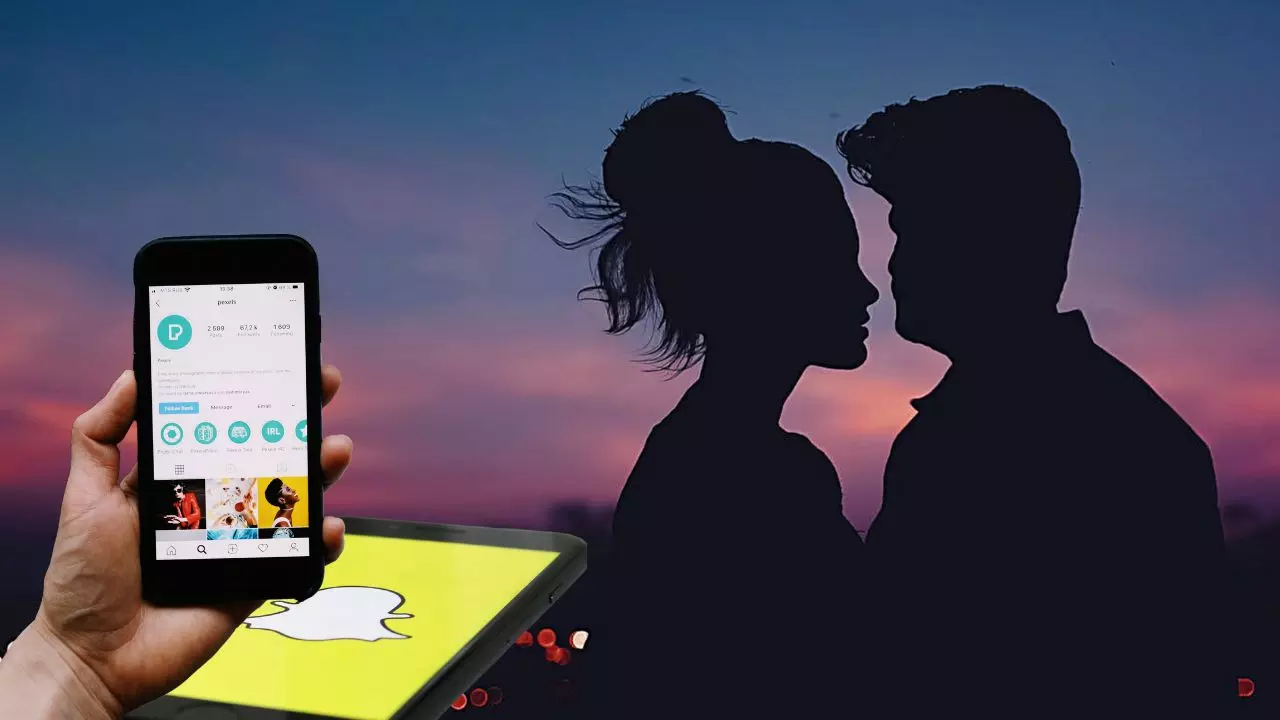 Snapchat पर जुड़े दिल के तार... त्रिपुरा से विदिशा पहुंची दो बच्चों की मां, मंदिर में प्रेमी संग लिए सात फेरे