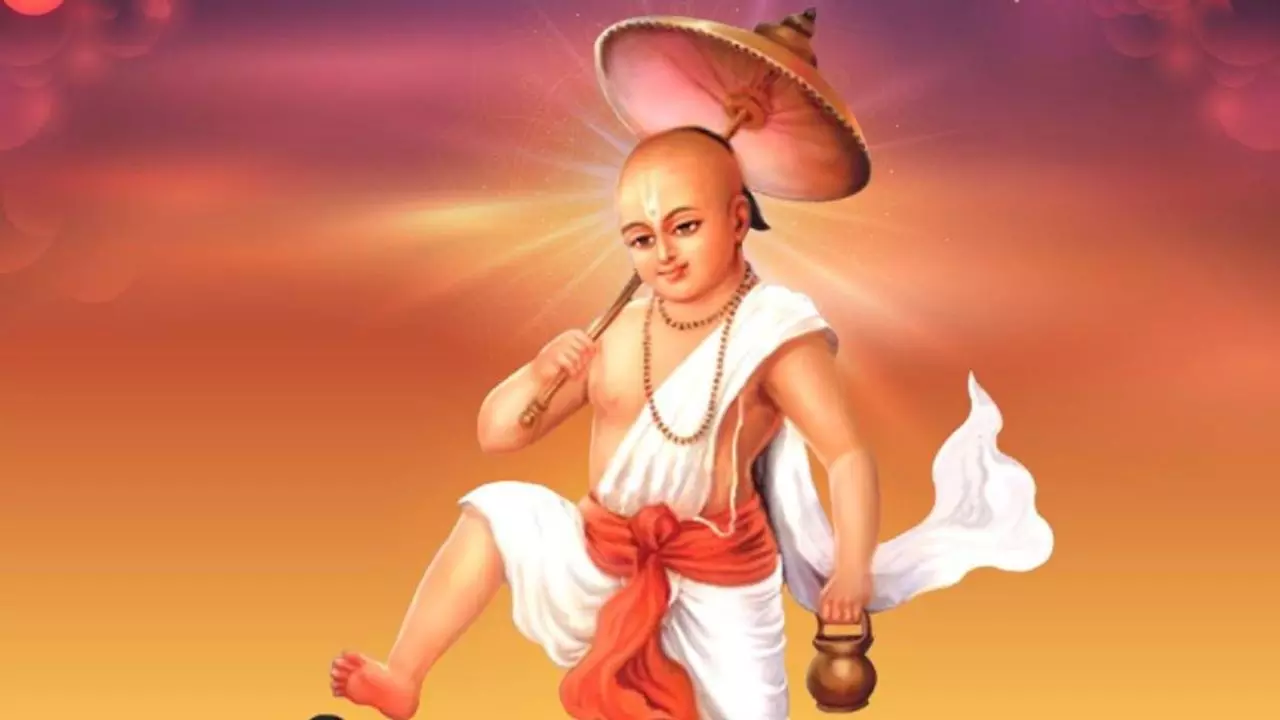 तीन पगों में ब्रह्मांड नाप गए थे वामन देवता, जानें कैसे लिया था अवतार तीन पगों में ब्रह्मांड नाप गए थे वामन देवता, जानें कैसे लिया था अवतार