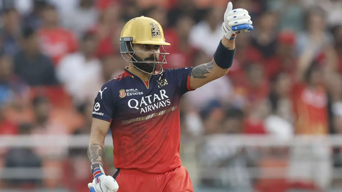 विराट कोहली ने डेविड वार्नर का बड़ा रिकॉर्ड तोड़ा, IPL में यह माइलस्टोन हासिल करने वाले बने पहले प्लेयर