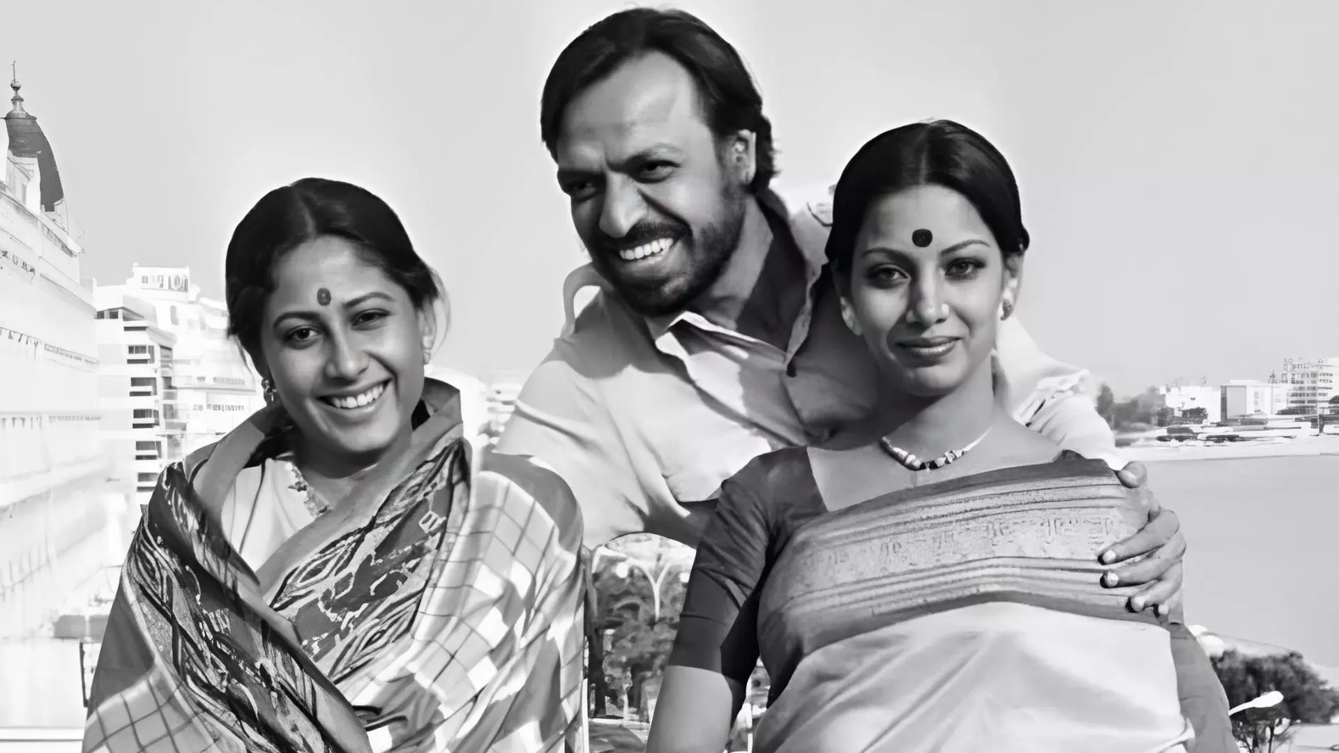 साड़ी, बिंदी और आत्मविश्वास! ऐसे बनी Shabana Azmi और Smita Patil कांन्स में साड़ी पहनने वाली पहली भारतीय एक्ट्रेस साड़ी, बिंदी और आत्मविश्वास! ऐसे बनी Shabana Azmi और Smita Patil कांन्स में साड़ी पहनने वाली पहली भारतीय एक्ट्रेस