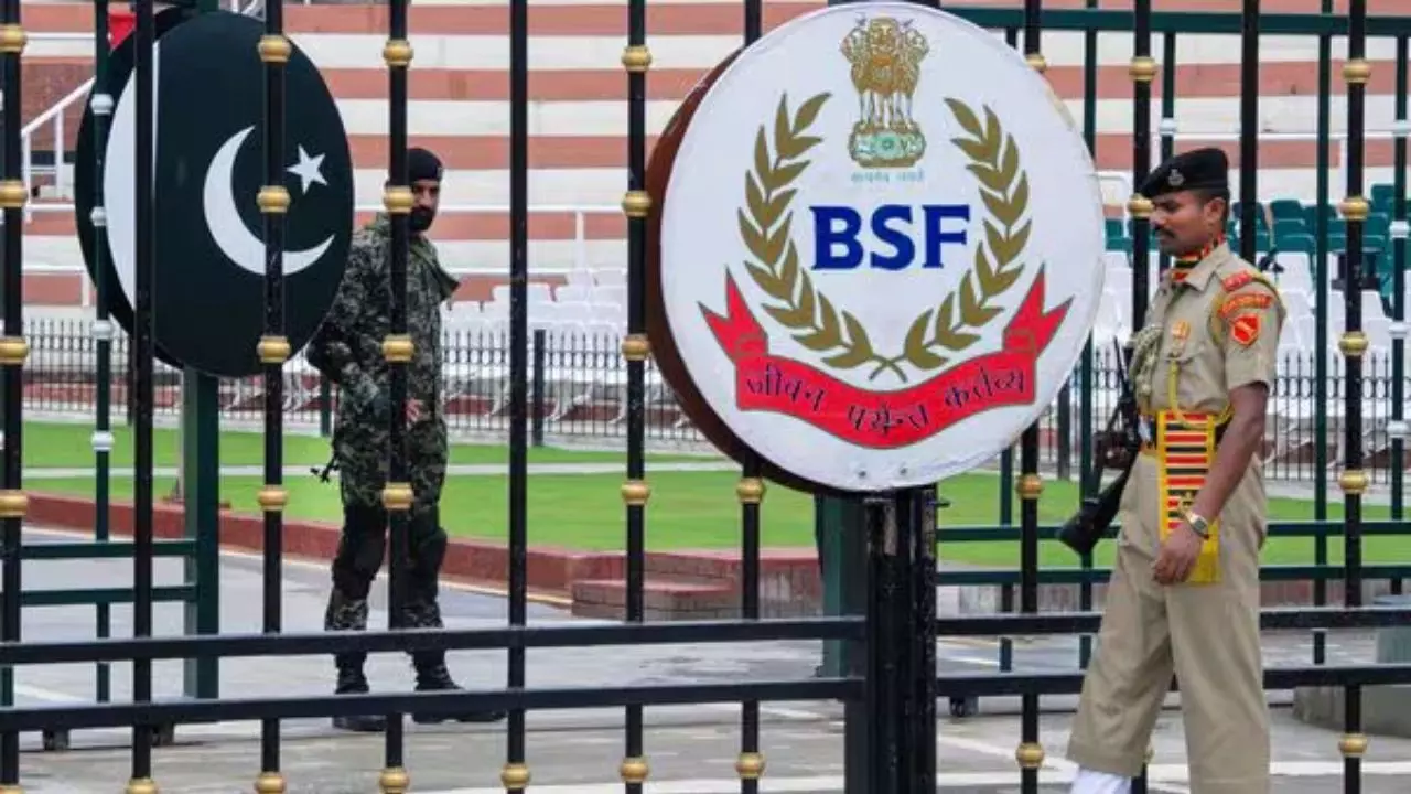 भारत से धक्‍के मारकर निकाले जाने पर बोला पाकिस्‍तानी - ये अच्‍छी बात नहीं है