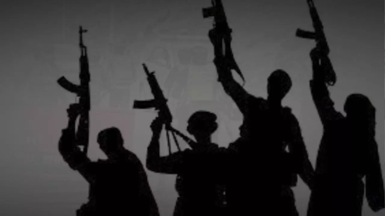 ISI का जिहादी गठबंधन! पहलगाम तो बस शुरुआत थी, क्या हमास के साथ मिलकर रची गई हमले की साजिश? ISI का जिहादी गठबंधन! पहलगाम तो बस शुरुआत थी, क्या हमास के साथ मिलकर रची गई हमले की साजिश?