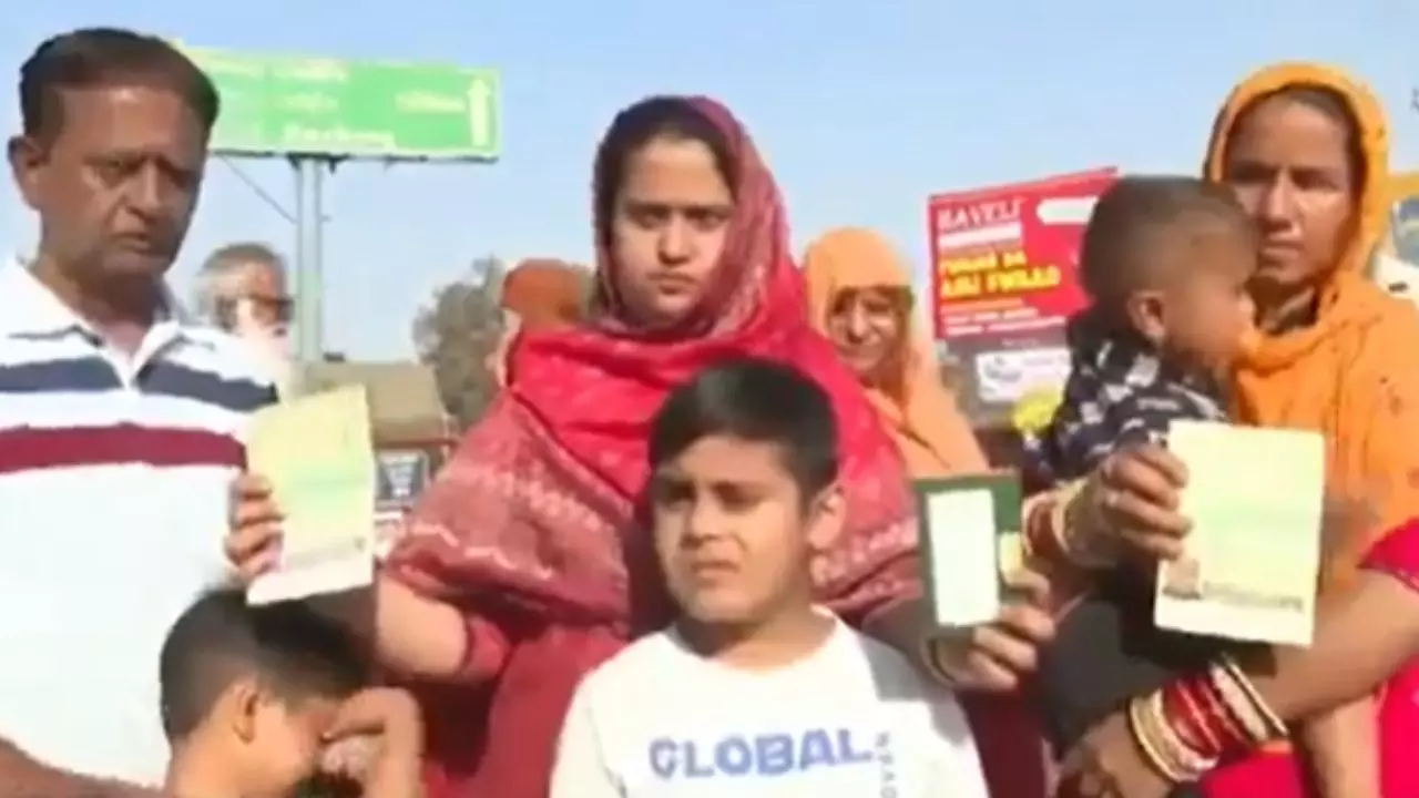 करे कोई भरे कोई! बॉर्डर पार जाने के लिए जहर खाने को तैयार, वीजा रद्द पर अपनों से मिलने की तड़प में बिलखते परिवार के पांच VIDEO